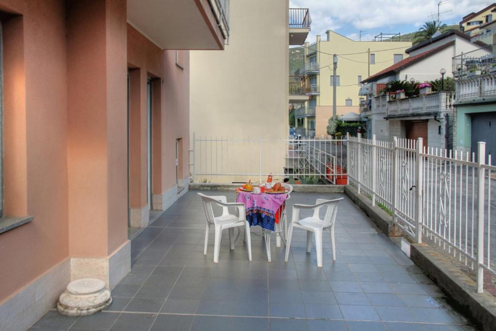 Residence Bellevue Apartments Pietra Ligure Quarto foto