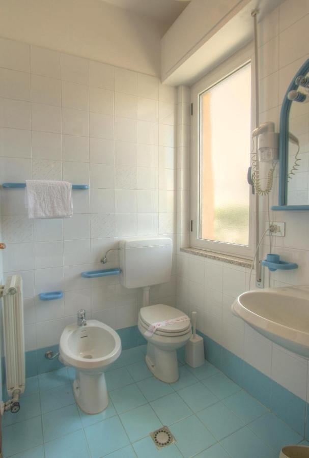 Residence Bellevue Apartments Pietra Ligure Quarto foto